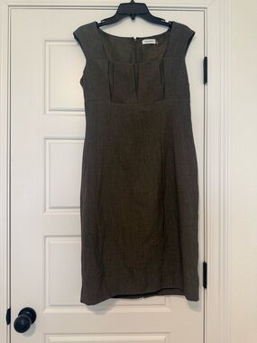 Calvin Klein Gray Cap-Sleeve Sheath Dress